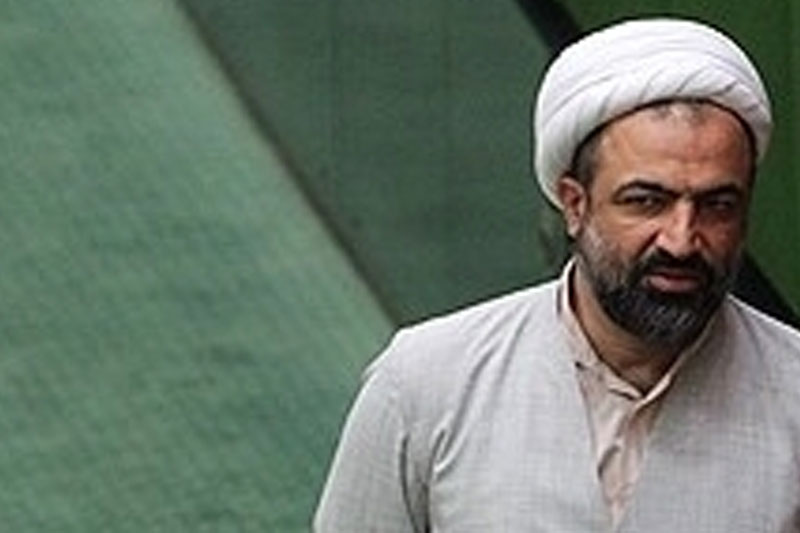 وقتی سخنگو صوت رئیس خود را تکذیب می‌کند