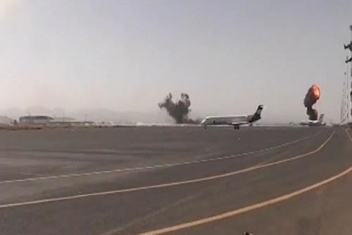 نخستین تصاویر از بمباران فرودگاه صنعا 