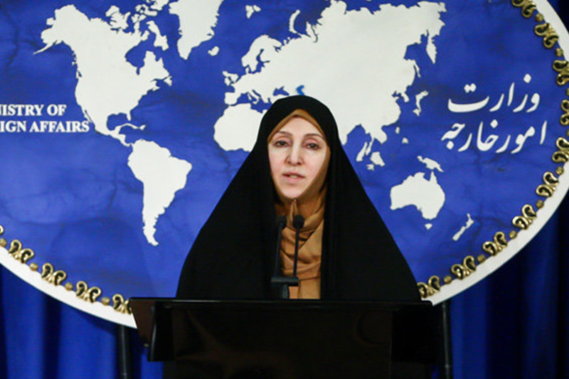 این اظهارات فرافکنی و مبتنی بر یک رشته تحلیل‌های تکراری و بی فایده است