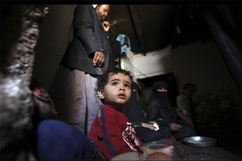 ۳۰۰ هزار کودک یمنی در گرسنگی به سر می‌برند