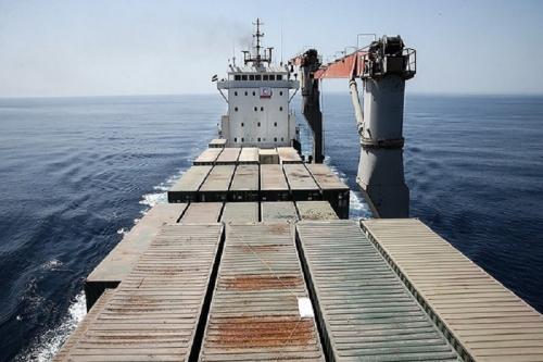 عکس:عرشه کشتی نجات-آب‌های آزاد شمال اقیانوس هند