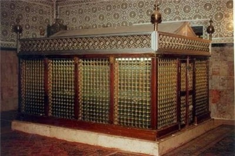 مقبره سلمان فارسی تا ایوان مدائن بازسازی می‌شود