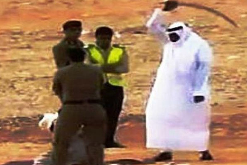 عربستان، " گردن زن " کم دارد