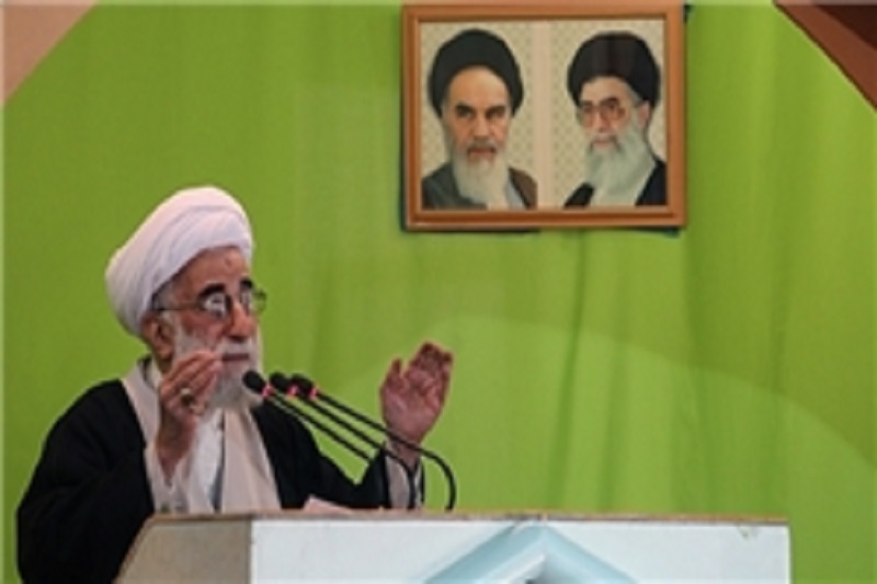 برخی در مذاکرات به شیطان بزرگ امید دارند/ آمریکا از ایران سیلی خورده و در مذاکرات دنبال انتقام است