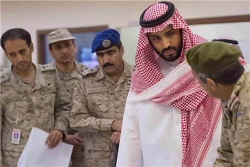 وزیر‌‌ دفاع جوان عربستان با حمله به یمن آینده کشورش را به خطر انداخت