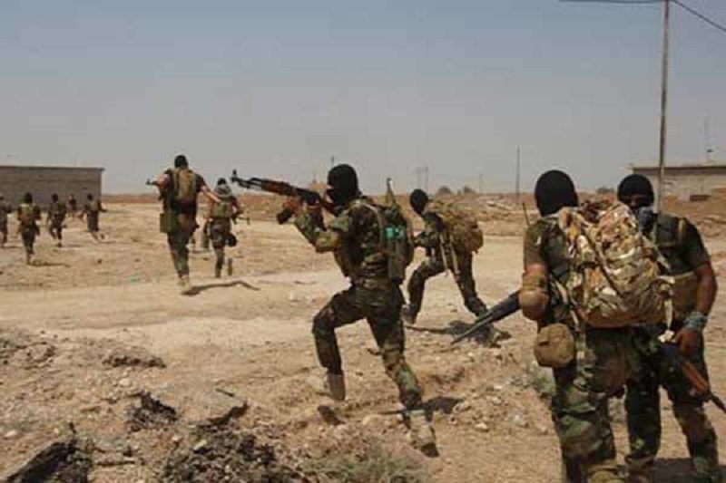 نبردهای شدید در غرب سامراء/بمباران مراکز داعش در القائم