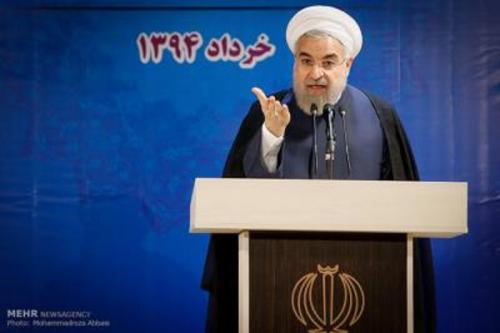 عکس:روحانی در همایش سراسری فرمانداران