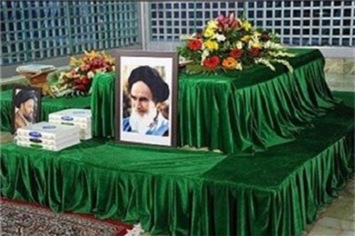 حضور ۱۰۰۰ مهمان خارجی از ۴۵ کشور در مراسم سالگرد ارتحال امام خمینی(ره)