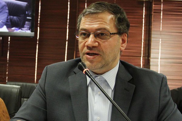 اشکالی به آزمون دستیاری وارد نبود
