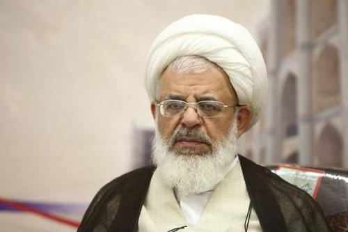 مدیریت امام در هدایت انقلاب اسلامی یک مدیریت بی‌نظیر بود