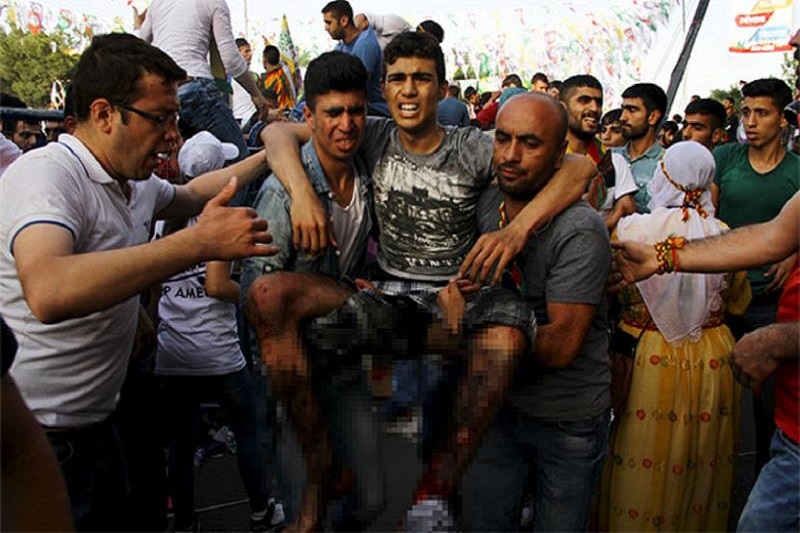 آخرین اخبار از انفجار میتینگ HDP در دیاربکر