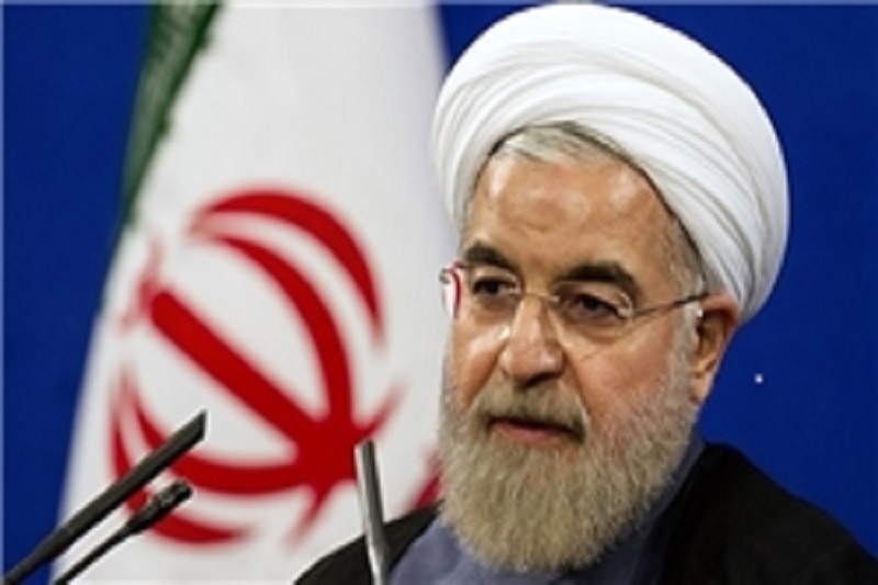 نصرت خدا در سایه ایستادگی و مقاومت نازل می‌شود/ تحریم‌ها مانع از رشد و توسعه ما نخواهد شد