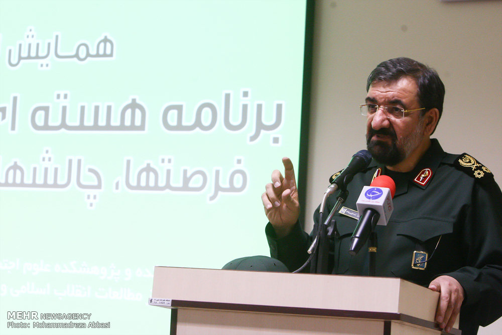 با اقتصاد آمریکا را پای میز نگه‌داریم
