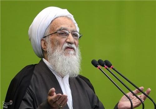 مبادا آمریکایی که با دست قدرتمند امام و مردم از ایران رانده شد، به کشور بازگردد 