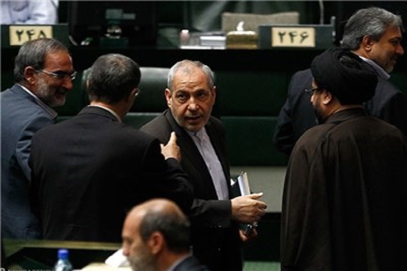 جلسه علنی مجلس برای استیضاح "فانی" آغاز شد
