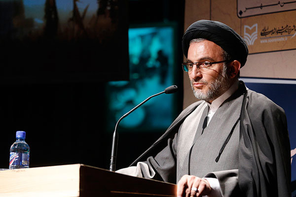 سرزمین دشمن را باید اشغال فرهنگی کرد