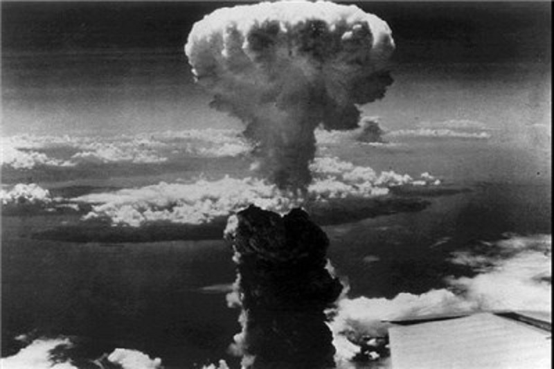 ژاپنی‌ها خواستار عذرخواهی رسمی آمریکا برای حملات اتمی شدند