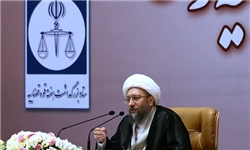 تخریب یک نهاد قضایی بی دلیل و بی سند اشتباه است