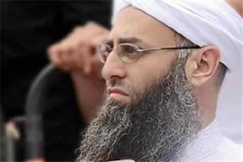تغییر چهره مبلغ سلفی برای فرار از لبنان+ عکس